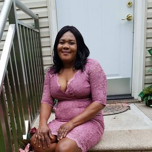 Meet your Posher, Guylene